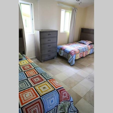 A Beautiful Villa In A Prime Location Of Jolly Jolly Harbour Exterior photo